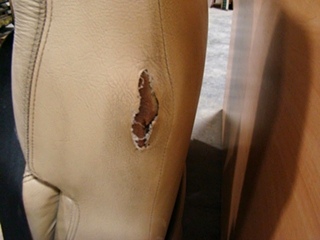 USED RV/MOTORHOME FURNITURE TAN FLEEXSTEEL CAPTAINS CHAIRS