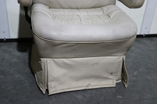 USED RV/MOTORHOME HI TECH KUSTOM CAPTAIN CHAIR SET FOR SALE