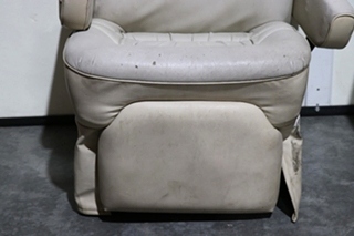 USED RV/MOTORHOME HI TECH KUSTOM CAPTAIN CHAIR SET FOR SALE
