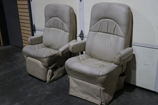 USED RV/MOTORHOME HI TECH KUSTOM CAPTAIN CHAIR SET FOR SALE