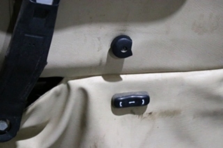 USED RV/MOTORHOME HI TECH KUSTOM CAPTAIN CHAIR SET FOR SALE