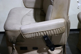 USED RV/MOTORHOME HI TECH KUSTOM CAPTAIN CHAIR SET FOR SALE