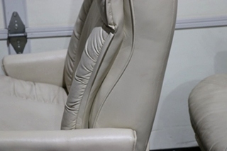 USED MOTORHOME FLEXSTEEL CAPTAIN CHAIR SET FOR SALE